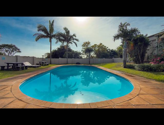 3 BEDROOM HOUSE FOR SALE IN UMHLALI GOLF ESTATE